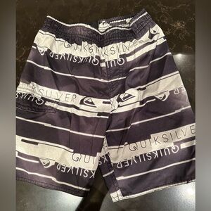 QUIKSILVER Boys Size 7 Grey & White Striped Swim Trunks